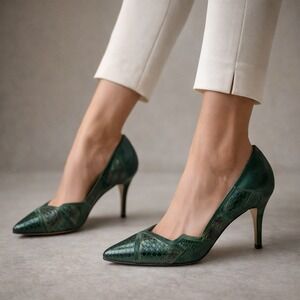 Vintage Emerald Snakeskin Stiletto Heels 7| 80s 90s Glam Python Embossed Pointed